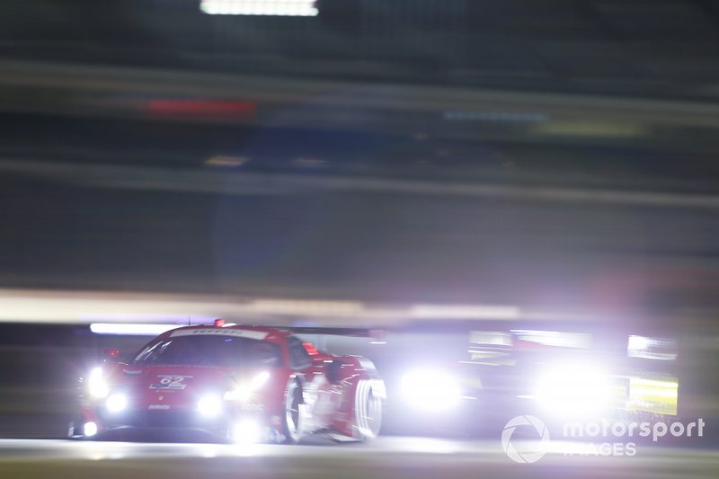 #62 Risi Competizione Ferrari 488 GTE, GTLM: Davide Rigon, Miguel Molina