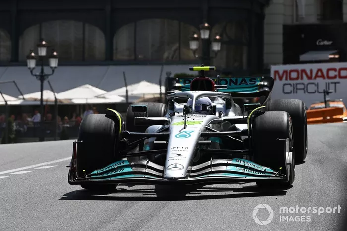 Lewis Hamilton, Mercedes W13