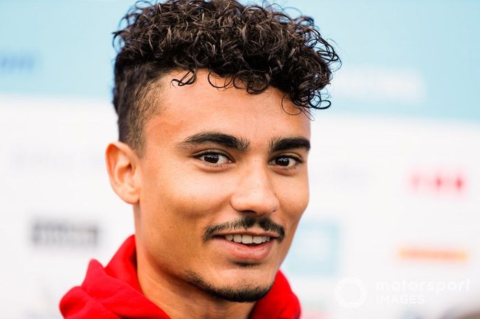Pascal Wehrlein, Mahindra Racing, talks to the press 