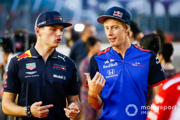 Brendon Hartley, Toro Rosso, y Max Verstappen, Red Bull Racing