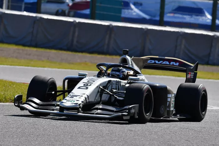 SF19開発車両『白寅』