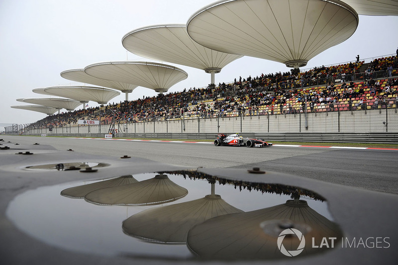 Lewis Hamilton, McLaren MP4-27