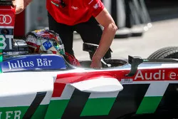 Daniel Abt, Audi Sport ABT Schaeffler pulls back into the pits