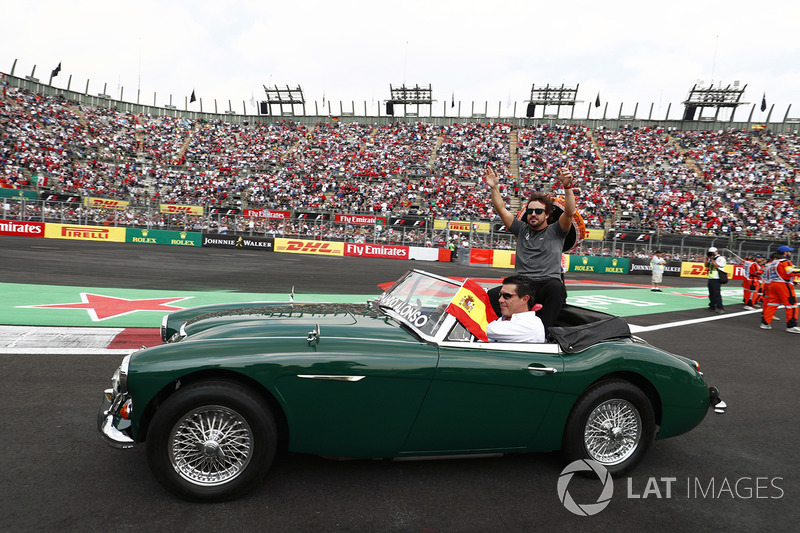 Fernando Alonso, McLaren, in the drivers parade