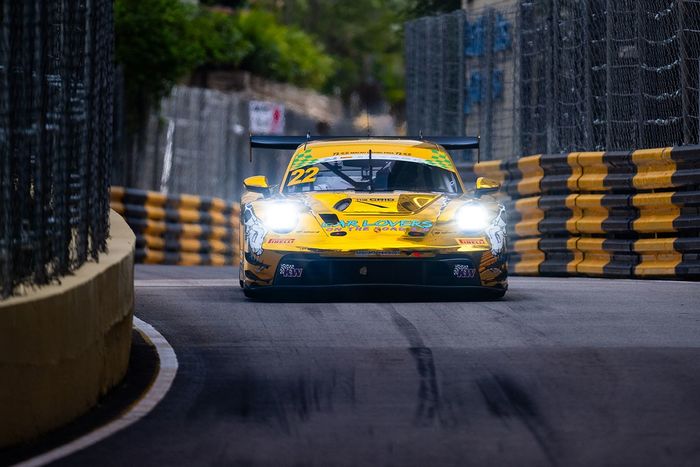 Laurin Heinrich, Schumacher CLRT Porsche 911 GT3 R (992)