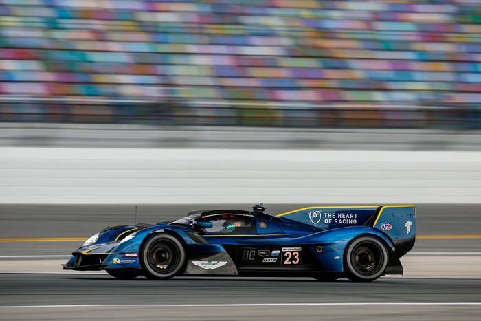 #23 Triarsi Competizione Ferrari 296 GT3 EVO: Ross Gunn, Roman De Angelis, Alex Riberas, Marco Sorensen