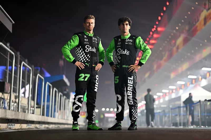 Nico Hulkenberg, Sauber, Gabriel Bortoleto, Sauber