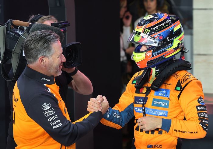 Oscar Piastri, McLaren, Zak Brown, McLaren