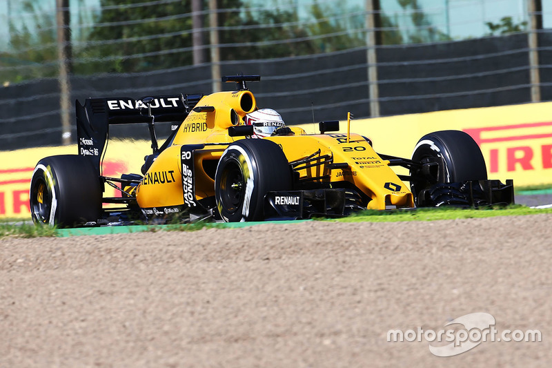 Kevin Magnussen, Renault Sport F1 Team RS16