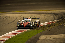 #6 Toyota Racing Toyota TS050 Hybrid: Стефан Сарразан, Майк Конвей, Камуі Кобаясі