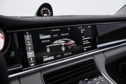 Porsche Panamera 4S