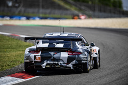 #88 Proton Racing, Porsche 911 RSR: Khaled Al Qubaisi, David Heinemeier Hansson, Patrick Long