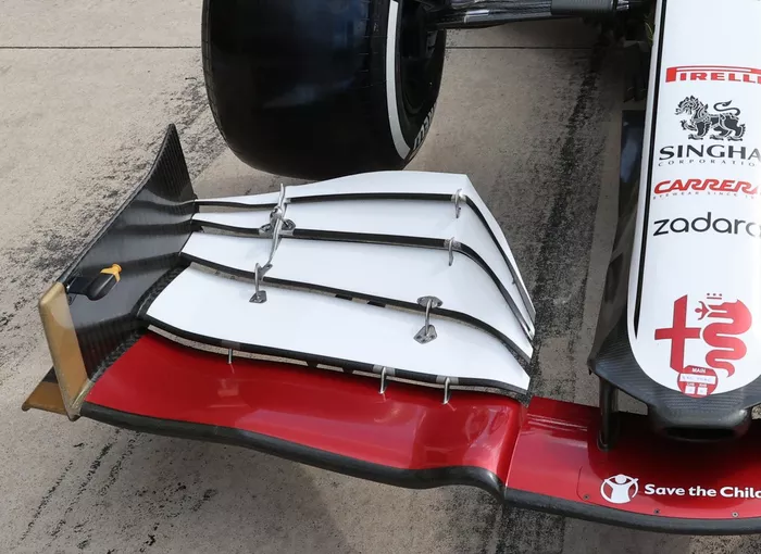 Detalle del alerón delantero del Alfa Romeo Racing C41