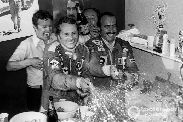 Austria - Pilotos: 2; Campeonatos: 4