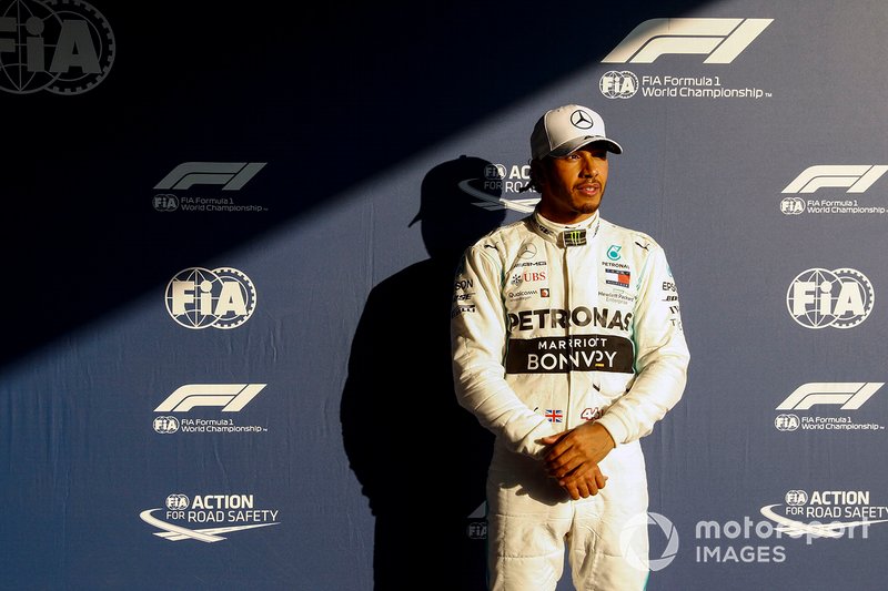 Pole Sitter Lewis Hamilton, Mercedes AMG F1 in Parc Ferme