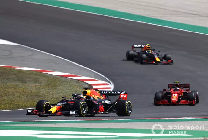 Max Verstappen, Red Bull Racing RB16B 