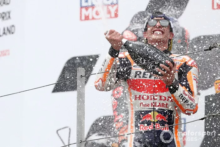 Podio: ganador Marc Márquez, Repsol Honda Team
