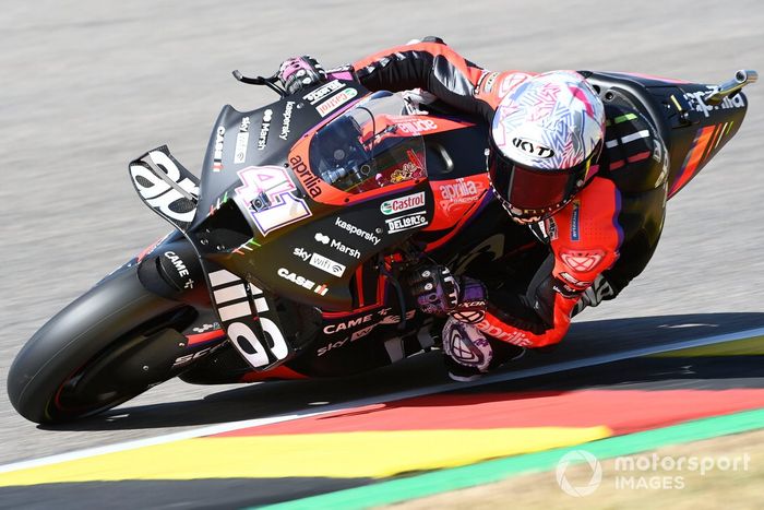 Aleix Espargaro, Aprilia Racing Team