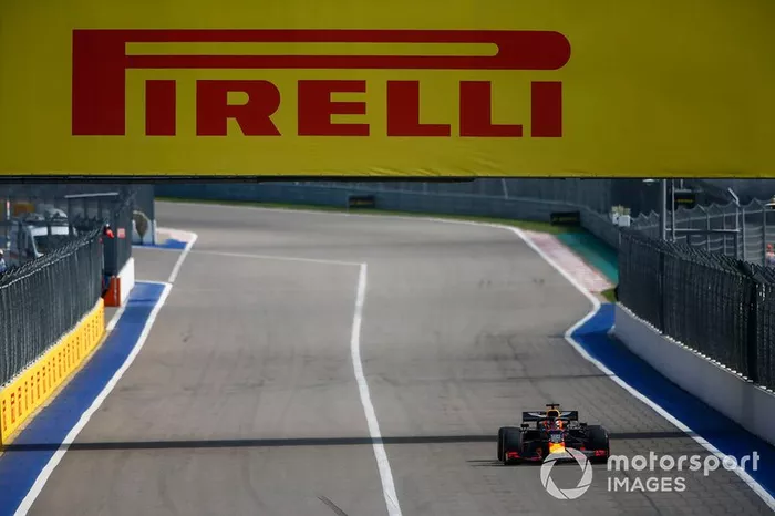Max Verstappen, Red Bull Racing RB15 
