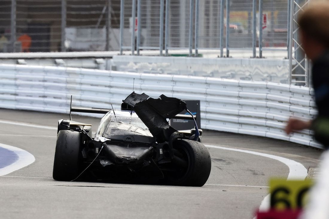 #2 Cadillac Racing Cadillac V-Series.R: Earl Bamber, Alex Lynn