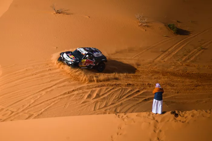 #300 X-Raid Mini JCW Team: Carlos Sainz, Lucas Cruz