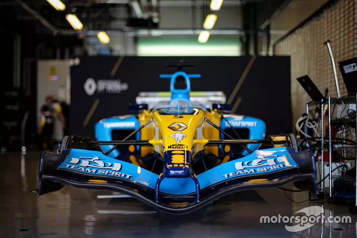 Renault R25