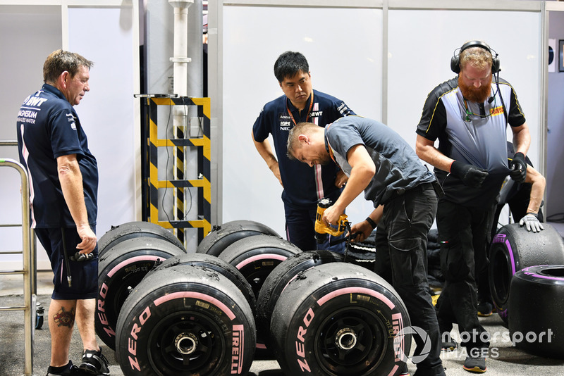 Pirelli Engineers and Pirelli tyres