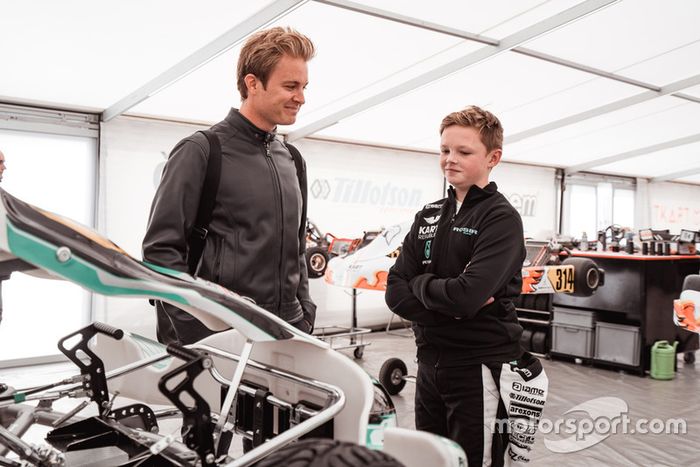 Nico Rosberg y Taylor Barnard
