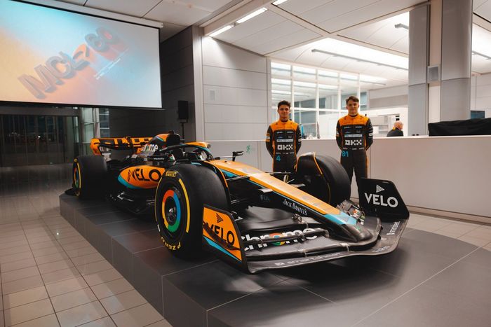 Lando Norris, McLaren, Oscar Piastri