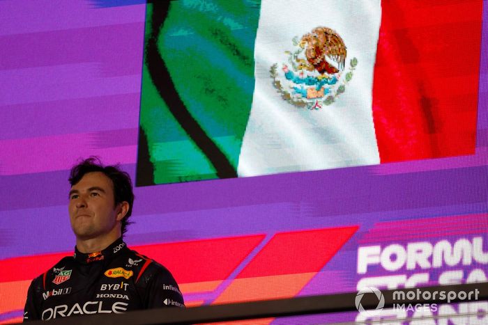 Podio: ganador Sergio Pérez, Red Bull Racing