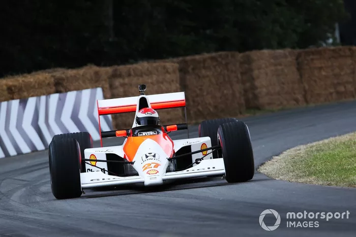 McLaren-Honda MP4/5B 