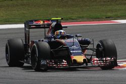 Carlos Sainz Jr., Scuderia Toro Rosso STR11