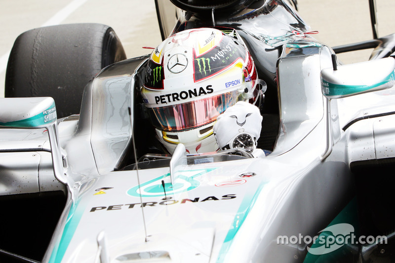 1: Lewis Hamilton, Mercedes AMG F1 W07 Hybrid