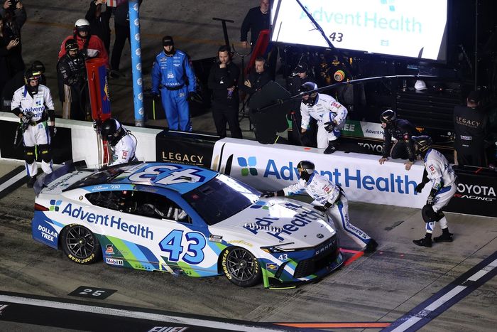 Erik Jones, Legacy Motor Club Toyota