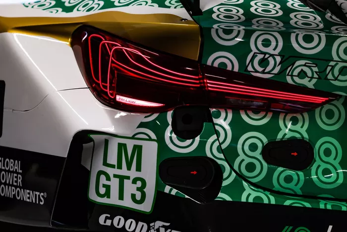 69 Team WRT BMW M4 GT3 Evo 