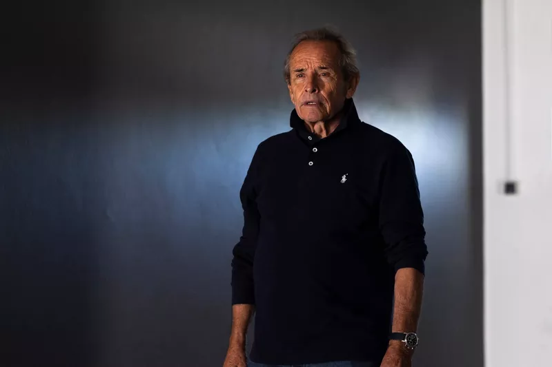 Jacky Ickx, Genesis Magma Racing Genesis