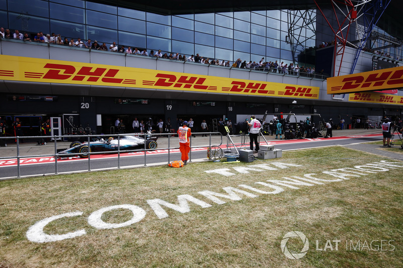 Lewis Hamilton, Mercedes AMG F1 W08