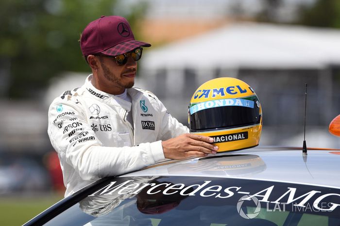 Ganador de la pole Lewis Hamilton, Mercedes AMG F1