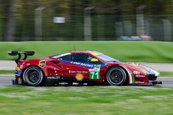 #71 AF Corse Ferrari 488 GTE: Davide Rigon, Sam Bird