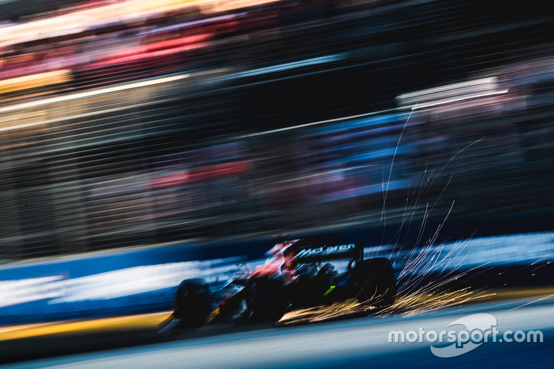 Фернандо Алонсо, McLaren MCL32