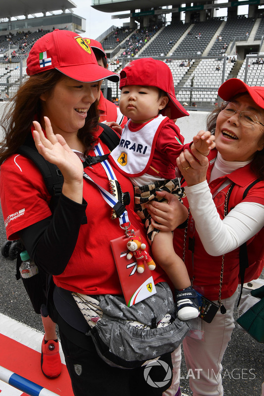 Ferrari fans