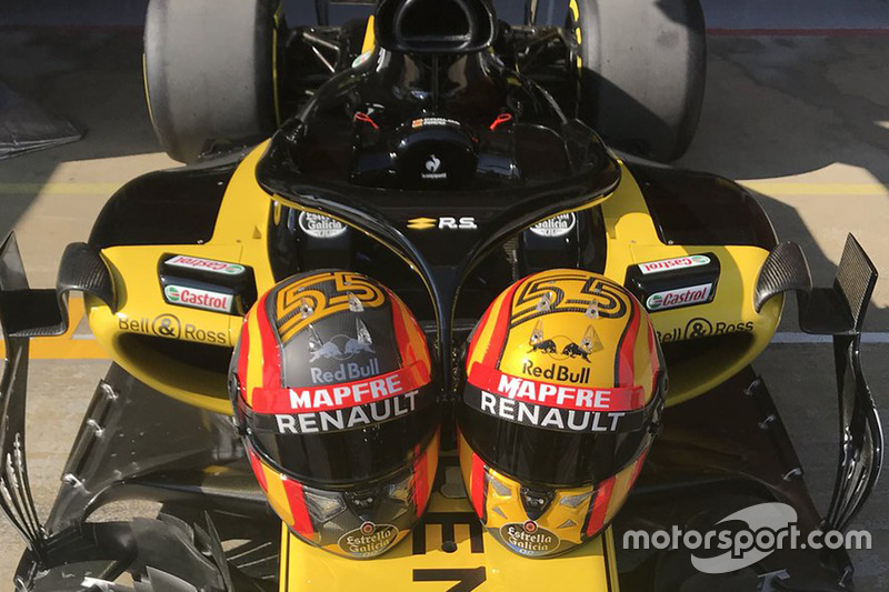 Carlos Sainz Jr., Renault Sport F1 Team helmet