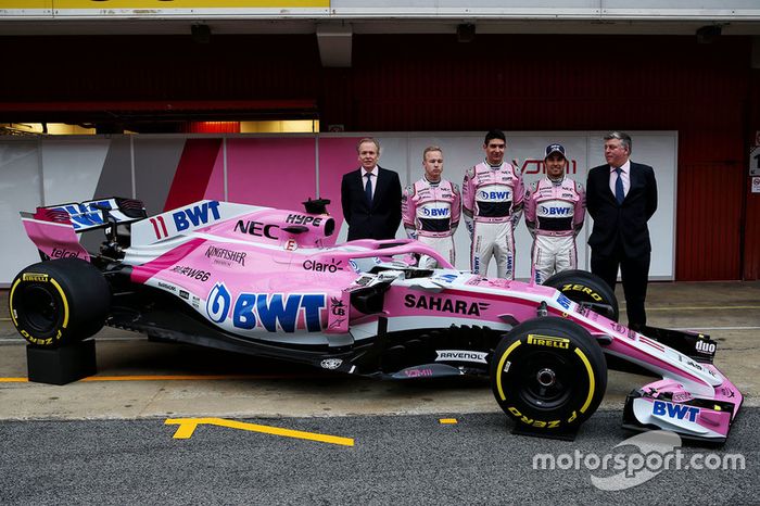 Andrew Green, Sahara Force India F1 Technical Director, Nikita Mazepin, Sahara Force India F1, Esteban Ocon, Sahara Force India F1, Sergio Perez, Sahara Force India and Otmar Szafnauer, Sahara Force India Formula One Team Chief Operating Officer, the new S