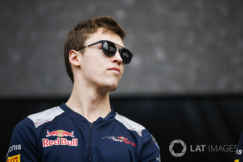 Daniil Kvyat, Scuderia Toro Rosso, sul palco della F1