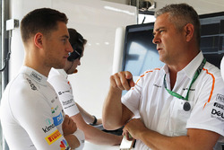 Stoffel Vandoorne, McLaren, et Gil de Ferran
