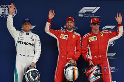 Володар поулу Себастьян Феттель, Кімі Райкконен, Ferrari, Валттері Боттас, Mercedes AMG F1