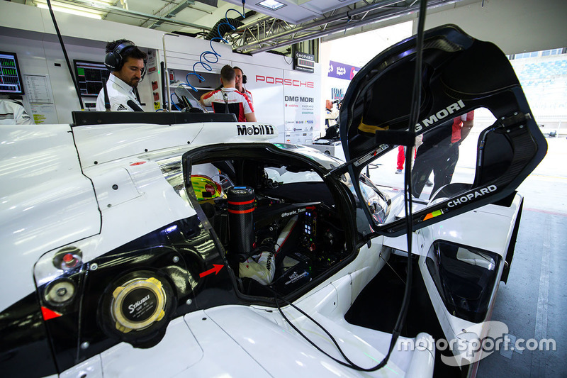 #1 Porsche Team Porsche 919 Hybrid: Pietro Fittipaldi