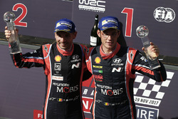 Winners Thierry Neuville, Nicolas Gilsoul, Hyundai i20 Coupe WRC, Hyundai Motorsport