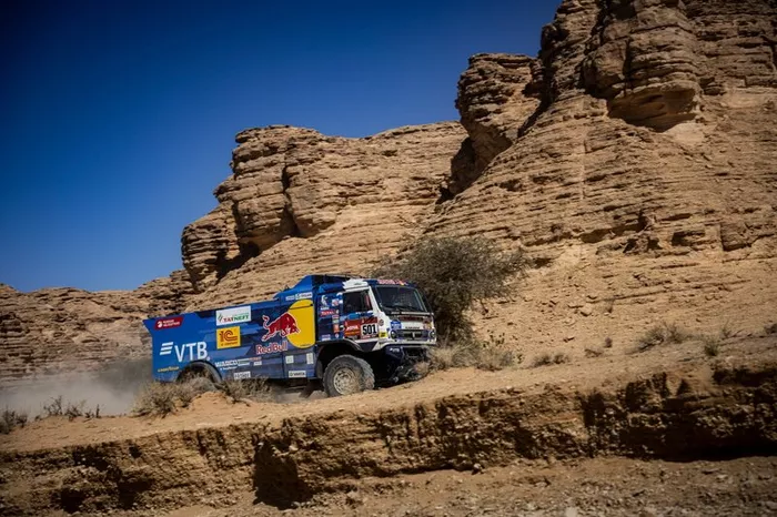 #501 Team KAMAZ Master: Dmitry Sotnikov, Ruslan Akhmadeev, Ilgiz Akhmetzianov