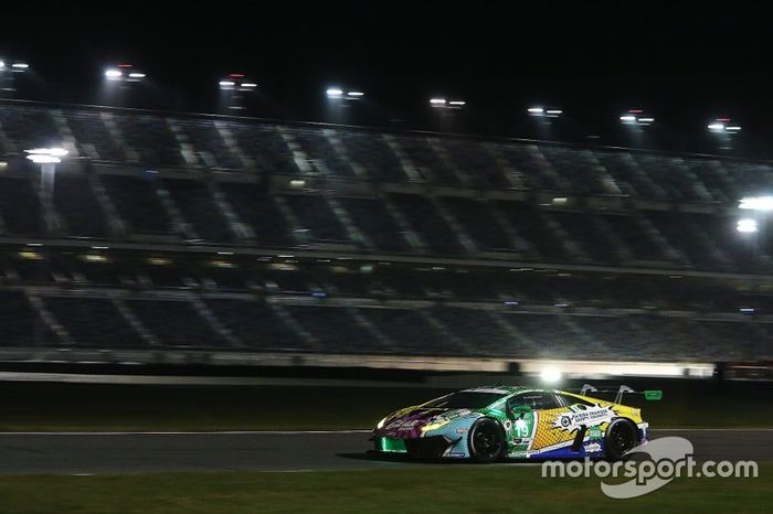 #19 GEAR Racing powered by GRT Grasser Lamborghini Huracan GT3: Christina Nielsen, Katherine Legge, Tatjana Calderon, Rahel Frey